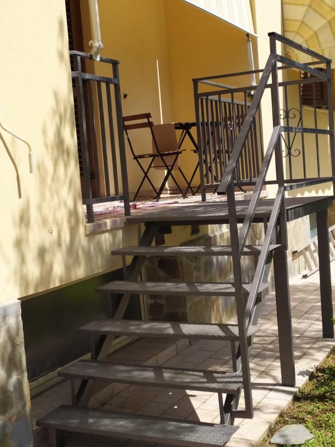 Apartamento Magnolia House Scanzano Jonico Exterior foto